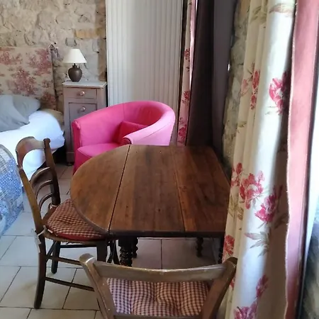 Bed & Breakfast Au Coeur Du Caylar