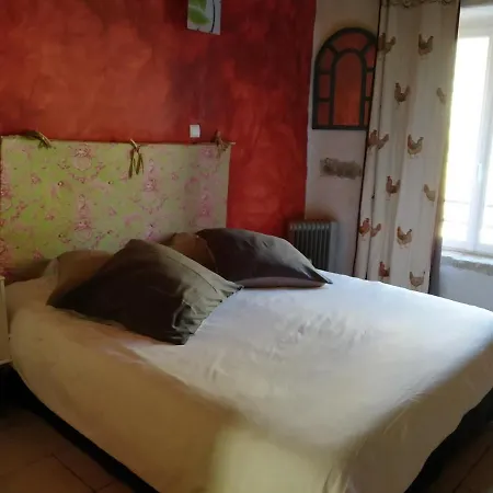 Bed & Breakfast Au Coeur Du Caylar Le Caylar